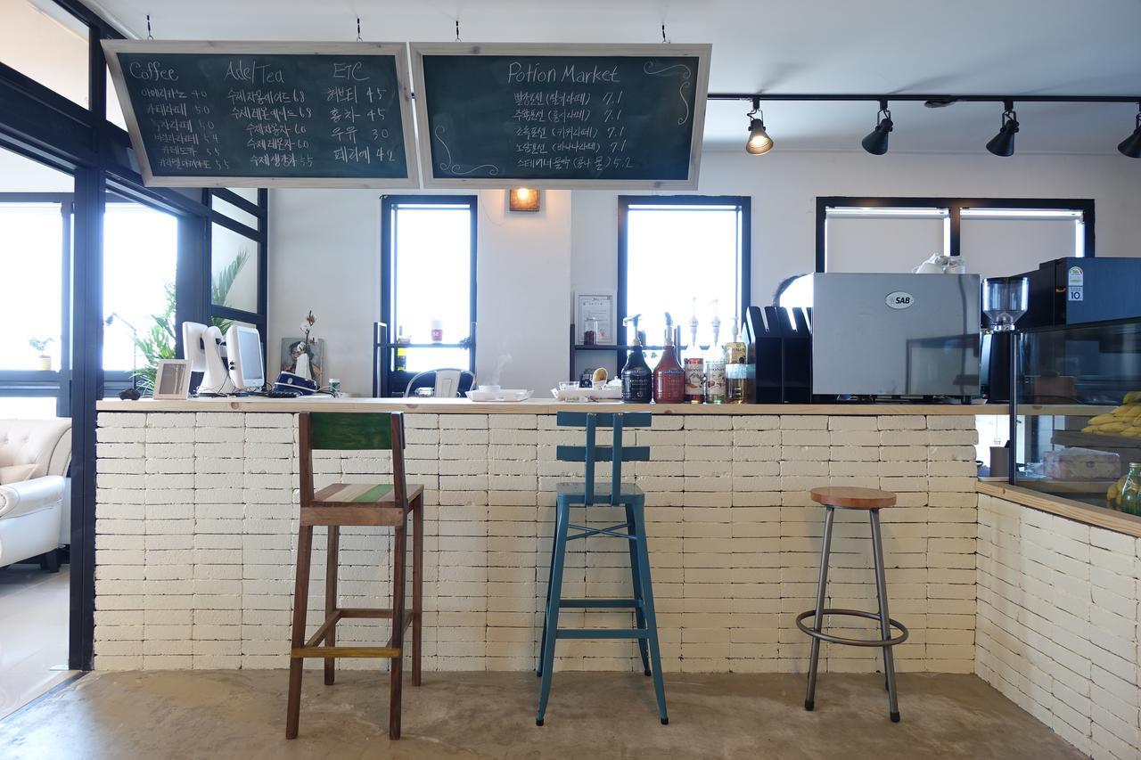 Hotel52 Seogwipo Zewnętrze zdjęcie