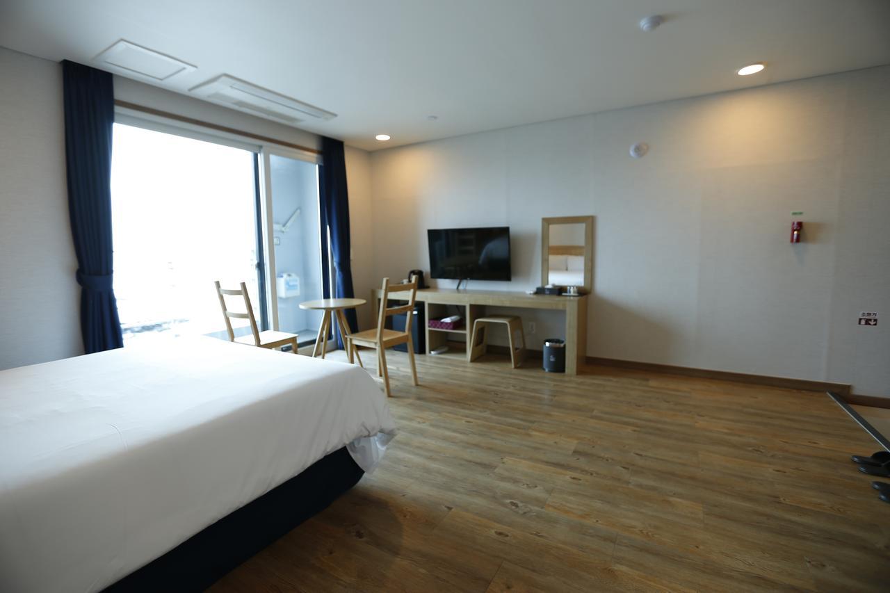 Hotel52 Seogwipo Zewnętrze zdjęcie