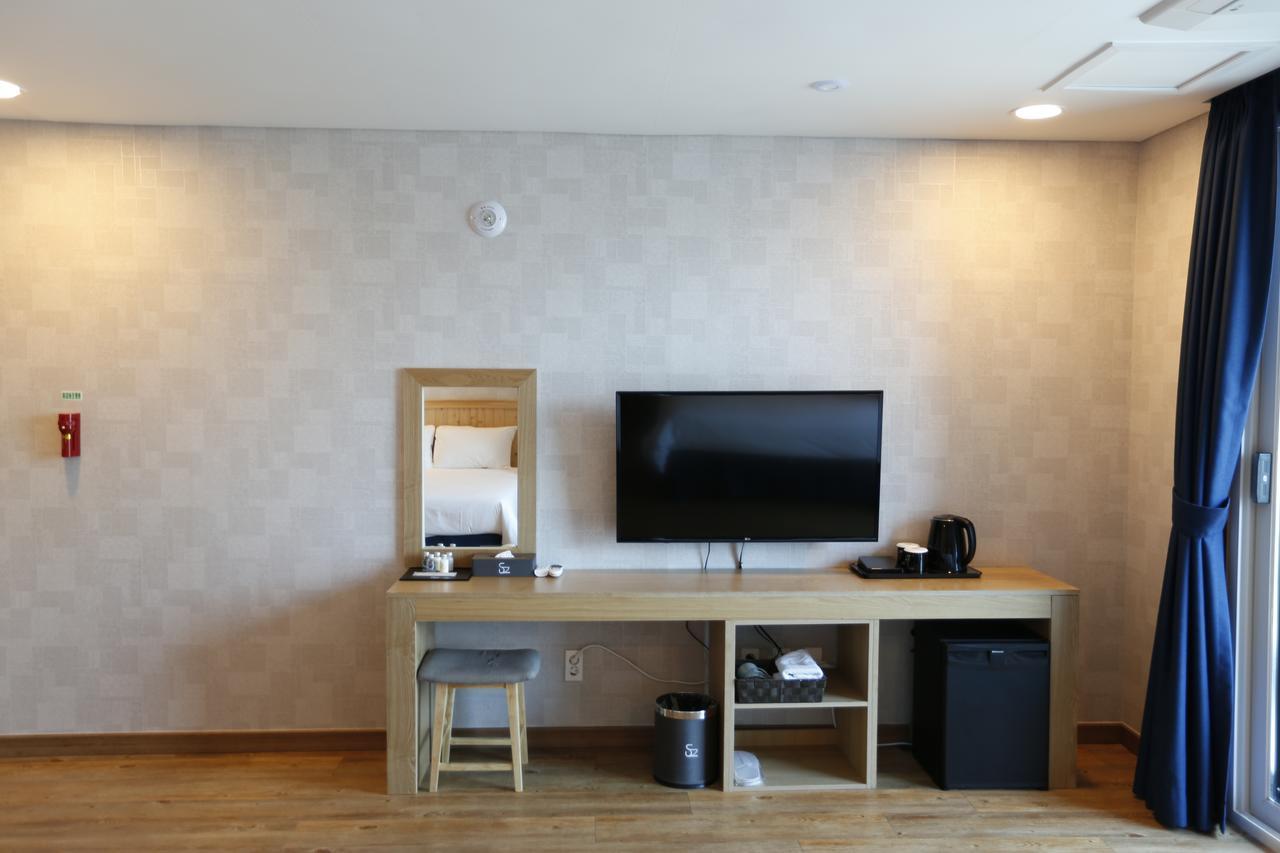 Hotel52 Seogwipo Zewnętrze zdjęcie